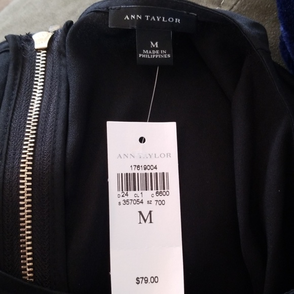 Ann Taylor Long sleeve Blouse - Picture 4 of 4